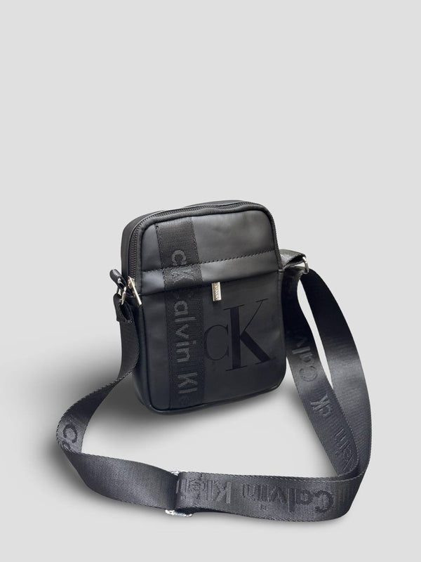 Τσαντάκι Calvin Klein - Code 2658