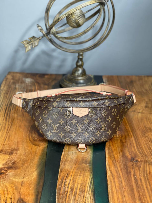 Τσαντάκι Louis Vuitton - Code 7653