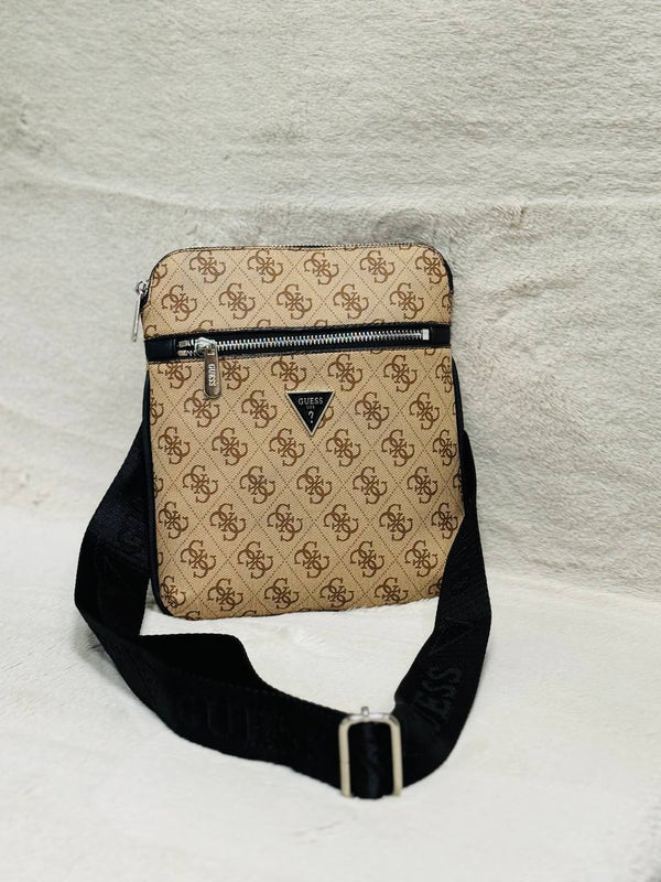 Τσαντάκι Guess - Code 7656