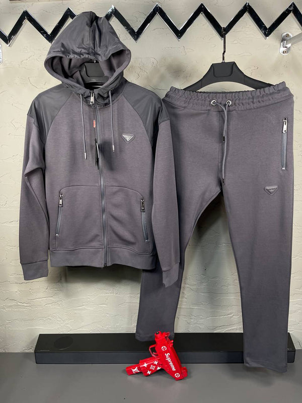 Σετ φόρμες Prada - 1090