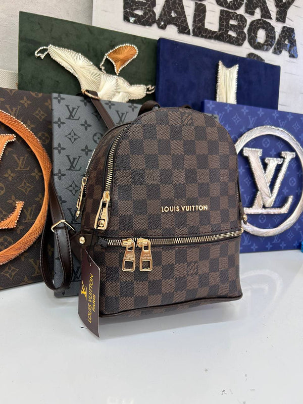 Louis Vuitton - Code 1725