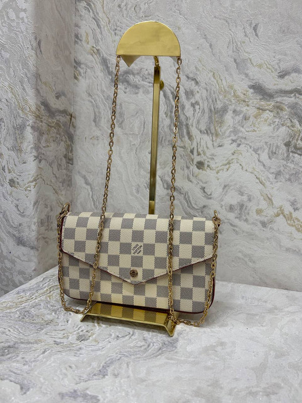 Louis Vuitton - Code 7226