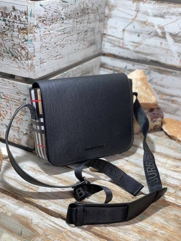 Τσαντάκι Burberry - Code 2661