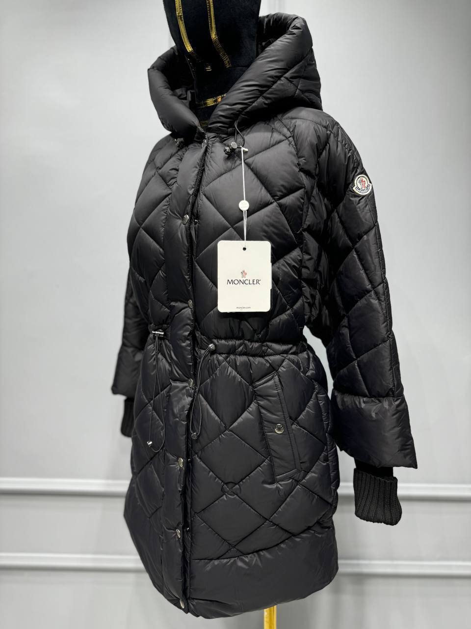Jacket Moncler - 8930