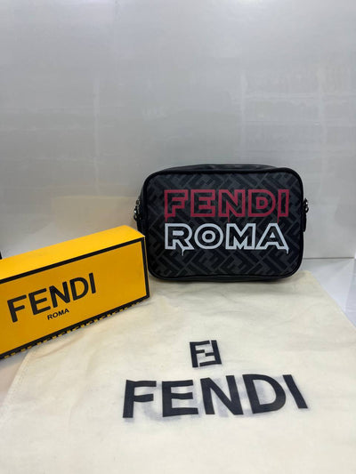 Τσαντάκι Fendi - Code 7854