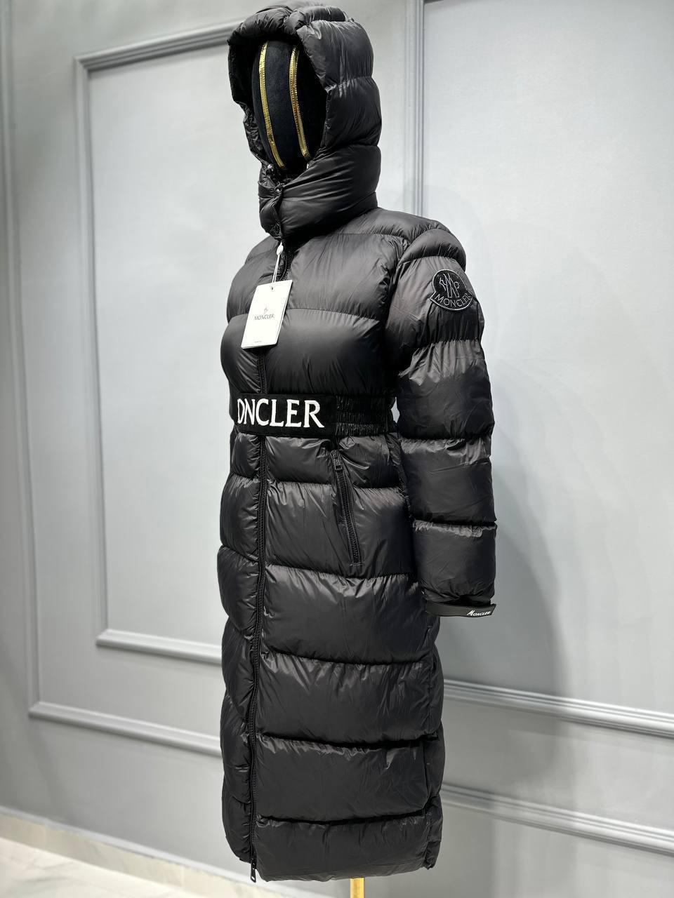 Jacket Moncler - 8932