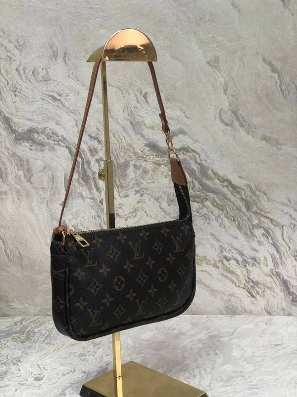 Louis Vuitton - Code 9282