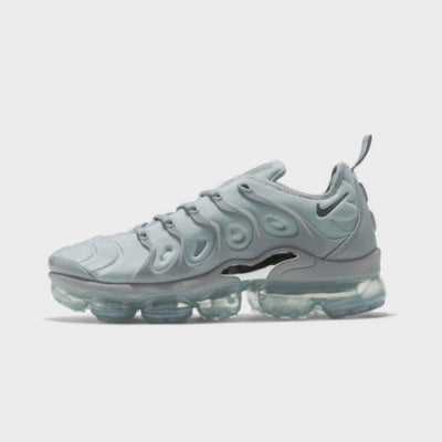 Nike Air Vapor Max Plus “Triple Grey”