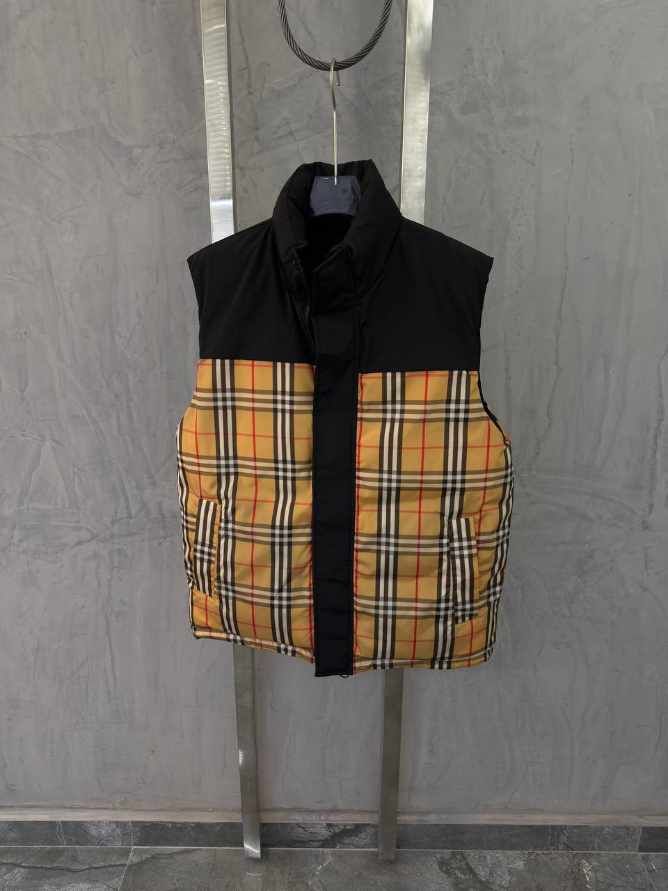 Αμάνικο Burberry - 7294