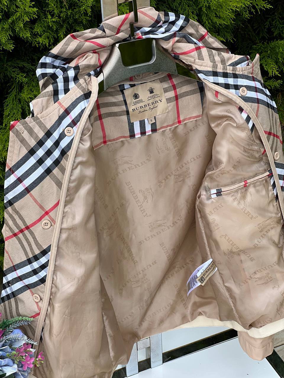 Αντιανεμικό Burberry - 2852