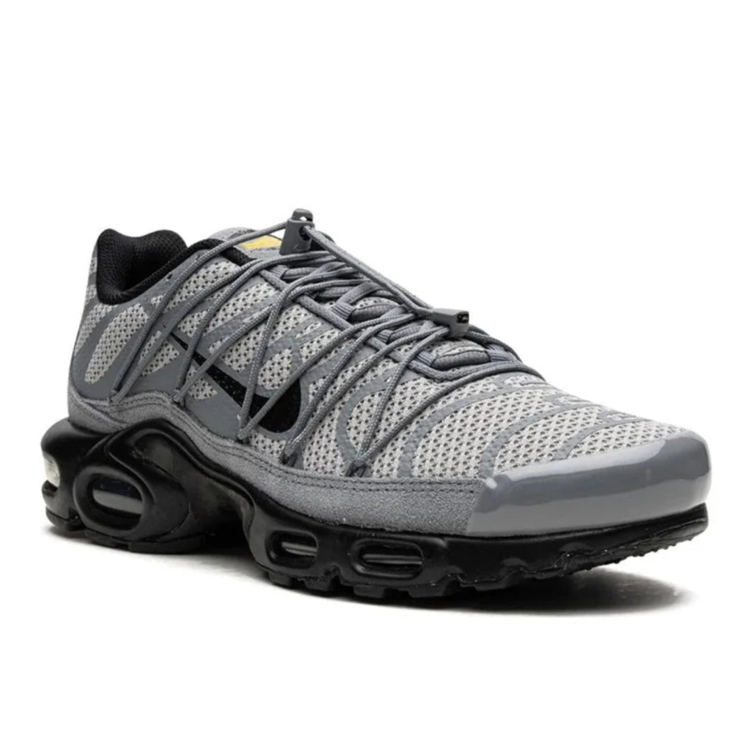 NIKE AIR MAX PLUS LACE TOGGLE UTILITY GREY REFLECTIVE